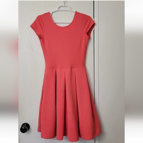 French Connection Dress Sz 4 Ribbed Stretch Fit & Flare Pink Coral Peach Pocket - Picture 2 of 9